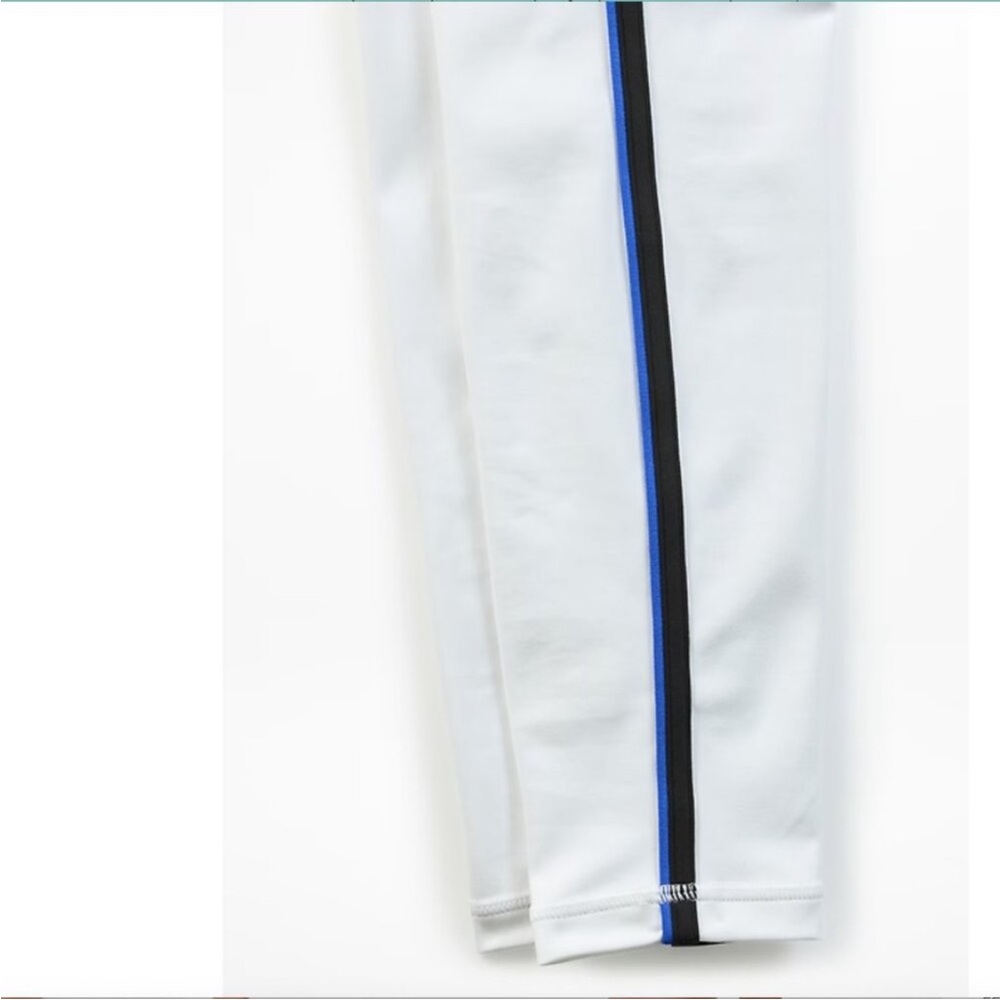 Athleta ultra high rise elation - Picture 3 of 11